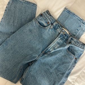 Abercrombie 90s High Rise Straight Jeans